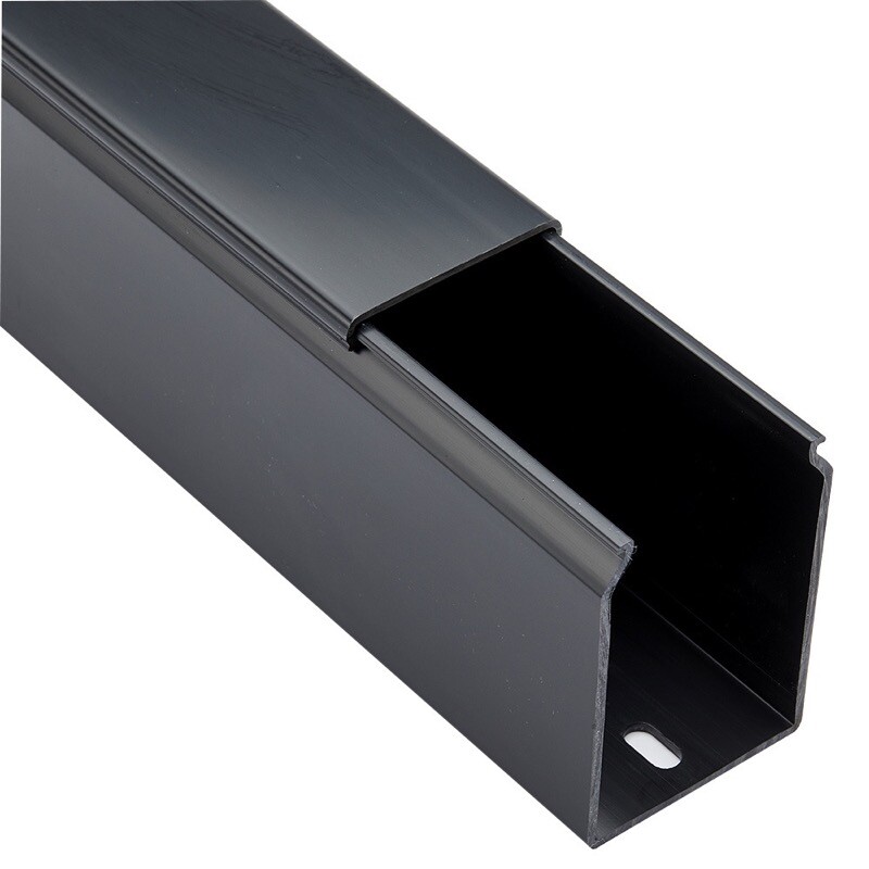 09210000 Betaduct Solid Wall Trunking 25W x 20H Black RAL9005 Box of 24 Metres (12 Lengths) 